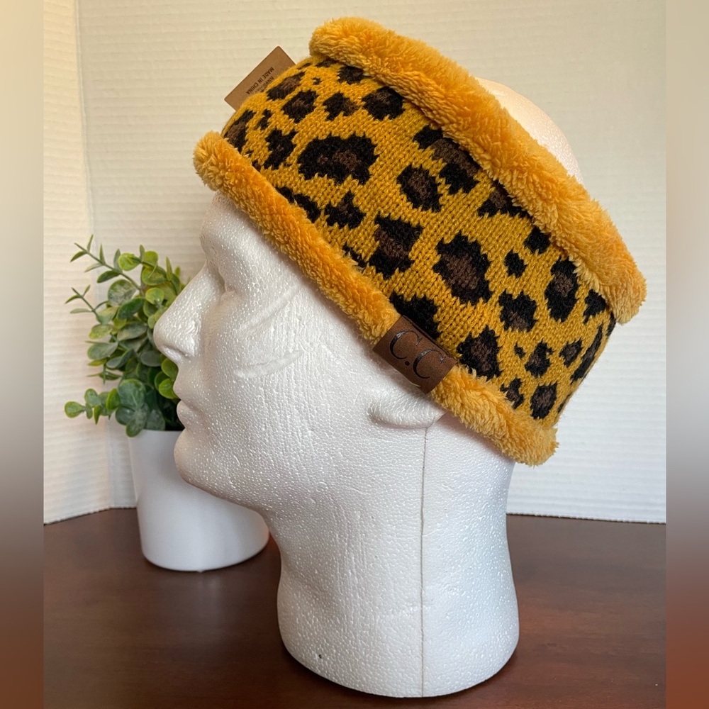 C.C Exclusives Mustard Color Headband With Leopard Design And Fuzzy Lining. NWT